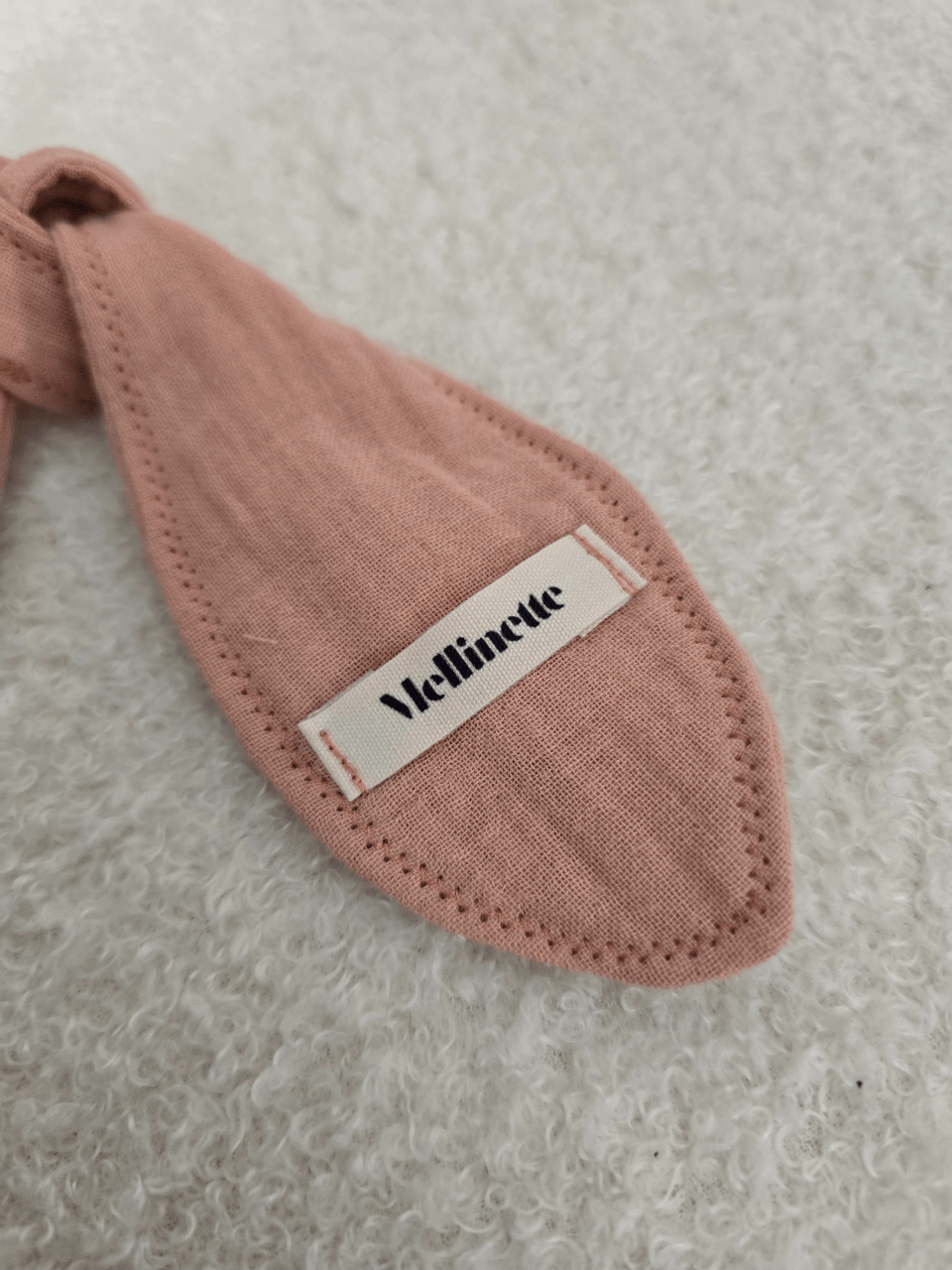 Bijou de sac en tissu brodé – Modèle espadrille – Mellinette – Image 3